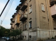 Satılır 4 otaqlı 100 m2 köhnə tikili Bülbülə