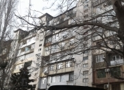 Satılır 2 otaqlı 65 m2 köhnə tikili Heydər Əliyev Mərkəzi