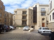 İcarəyə verilir 10 otaqlı 380 m2 ofis İçəri Şəhər m.