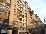 Satılır 2 otaqlı 55 m2 köhnə tikili Həzi Aslanov