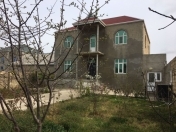 Satılır 5 otaqlı 600 m2 həyət evi Saray