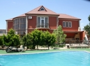 İcarəyə verilir 5 otaqlı 260 m2 bağ evi Mərdəkan
