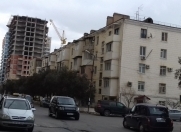 Satılır 1 otaqlı 40 m2 köhnə tikili Cavanşir körpüsü