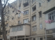 Satılır 2 otaqlı 58 m2 köhnə tikili Ayna Sultanova heykəli