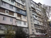 Satılır 3 otaqlı 100 m2 köhnə tikili Ayna Sultanova heykəli