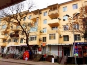 Satılır 5 otaqlı 120 m2 köhnə tikili Yasamal r.