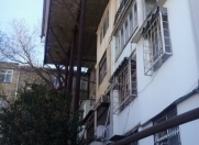 Satılır 2 otaqlı 58 m2 köhnə tikili Neftçilər m.