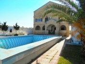 İcarəyə verilir 6 otaqlı 500 m2 bağ evi Mərdəkan