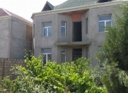 Satılır 8 otaqlı 180 m2 həyət evi Ramana