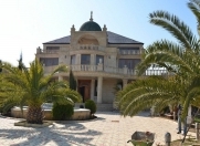 Satılır 9 otaqlı 800 m2 bağ evi Novxanı