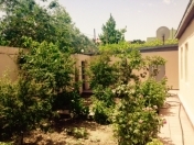 Satılır 5 otaqlı 400 m2 həyət evi Bakıxanov