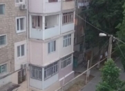 Satılır 2 otaqlı 42 m2 köhnə tikili 8 km