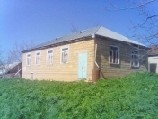 Satılır 5 otaqlı 1800 m2 bağ evi Şamaxı