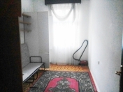 İcarəyə verilir 3 otaqlı 90 m2 köhnə tikili İçəri Şəhər m.