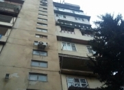 Satılır 1 otaqlı 50 m2 köhnə tikili Zərifə Əliyeva adına park