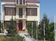 İcarəyə verilir 4 otaqlı 200 m2 bağ evi Şüvəlan