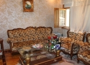 Satılır 5 otaqlı 74 m2 köhnə tikili Elmlər Akademiyası m.