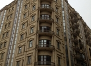 Satılır 4 otaqlı 216 m2 yeni tikili Sahil m.