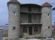 Satılır 8 otaqlı 450 m2 həyət evi Atyalı