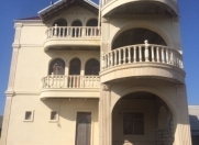 Satılır 5 otaqlı 200 m2 həyət evi Savalan