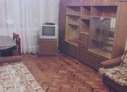 İcarəyə verilir 2 otaqlı 65 m2 köhnə tikili Zərifə Əliyeva adına park