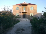 Satılır 5 otaqlı 600 m2 həyət evi Saray