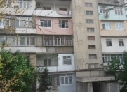 Satılır 4 otaqlı 90 m2 köhnə tikili Həzi Aslanov