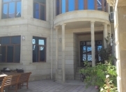 Satılır 5 otaqlı 200 m2 həyət evi Binəqədi