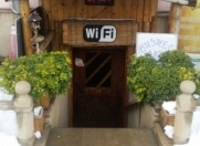 Satılır 8 otaqlı 340 m2 obyekt Axundov bağı