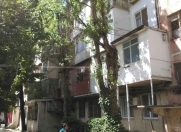 Satılır 2 otaqlı 45 m2 köhnə tikili 4 mkr