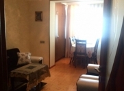 Satılır 2 otaqlı 72 m2 köhnə tikili Alatava 1