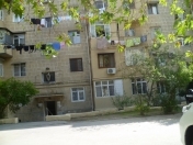 Satılır 4 otaqlı 100 m2 köhnə tikili 7 mkr