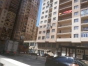 Satılır 3 otaqlı 54 m2 yeni tikili İnşaatçılar m.