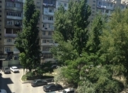 Satılır 2 otaqlı 60 m2 köhnə tikili İnşaatçılar m.