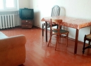 İcarəyə verilir 2 otaqlı 50 m2 köhnə tikili 8 km