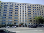 Satılır 4 otaqlı 110 m2 köhnə tikili Heydər Əliyev Mərkəzi