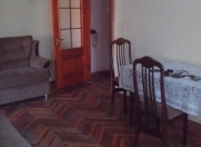 İcarəyə verilir 2 otaqlı 40 m2 köhnə tikili İnşaatçılar m.