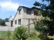 Satılır 4 otaqlı 180 m2 həyət evi Xaçmaz