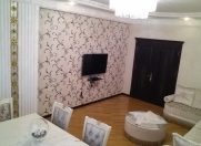 İcarəyə verilir 3 otaqlı 120 m2 yeni tikili İnşaatçılar m.