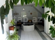 Satılır 70 otaqlı 1800 m2 köhnə tikili Nizami m.