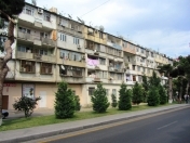 İcarəyə verilir 2 otaqlı 60 m2 köhnə tikili Heydər Əliyev Mərkəzi