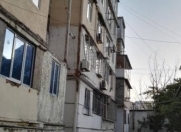 İcarəyə verilir 1 otaqlı 30 m2 köhnə tikili İnşaatçılar m.