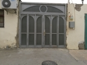 Satılır 3 otaqlı 80 m2 həyət evi İnşaatçılar m.