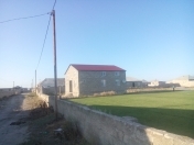 Satılır 4 otaqlı 240 m2 həyət evi Binə