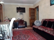 İcarəyə verilir 2 otaqlı 80 m2 köhnə tikili İnşaatçılar m.