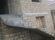 Satılır 7 otaqlı 200 m2 həyət evi Binə