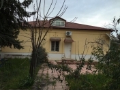 Satılır 11 otaqlı 1200 m2 həyət evi Sahil