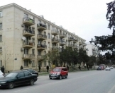 İcarəyə verilir 3 otaqlı 120 m2 köhnə tikili Sahil m.