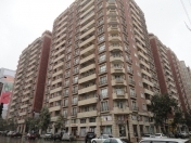 Satılır 5 otaqlı 246 m2 yeni tikili 28 May m.