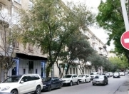 Satılır 4 otaqlı 120 m2 köhnə tikili Nərimanov r.